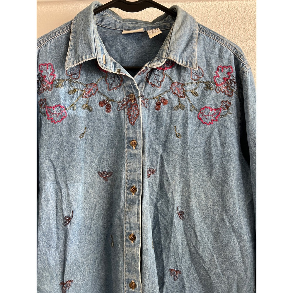 90s VTG looking Denim Shirt Women's Blue Embroidered Floral Butterfly Top XL - Picture 2 of 11